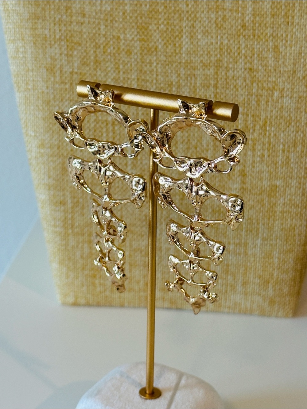 Fashion Jewelry Gold Sculptural Dangle Earrings